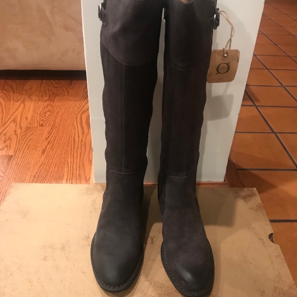 Grey  Suede Born Fannar Boots size 7.5
